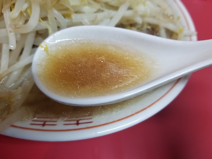 ラーメン麺徳のスープ